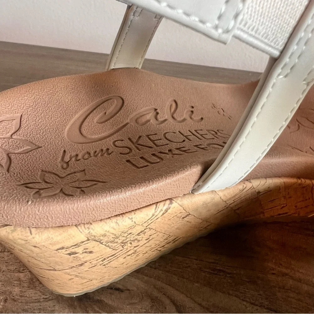 Skechers Cali NEW Women's Beverlee Date Glam Wedge Sandals Size 9 #B1345